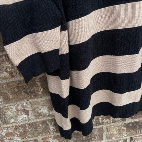 🌿Coldwater Creek 3X Striped Sweater - Picture 3 of 9